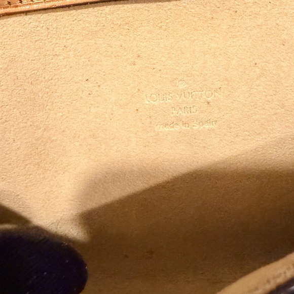 Louis Vuitton Monogram Pochette Twin PM with Removable Strap - Picture 11 of 13